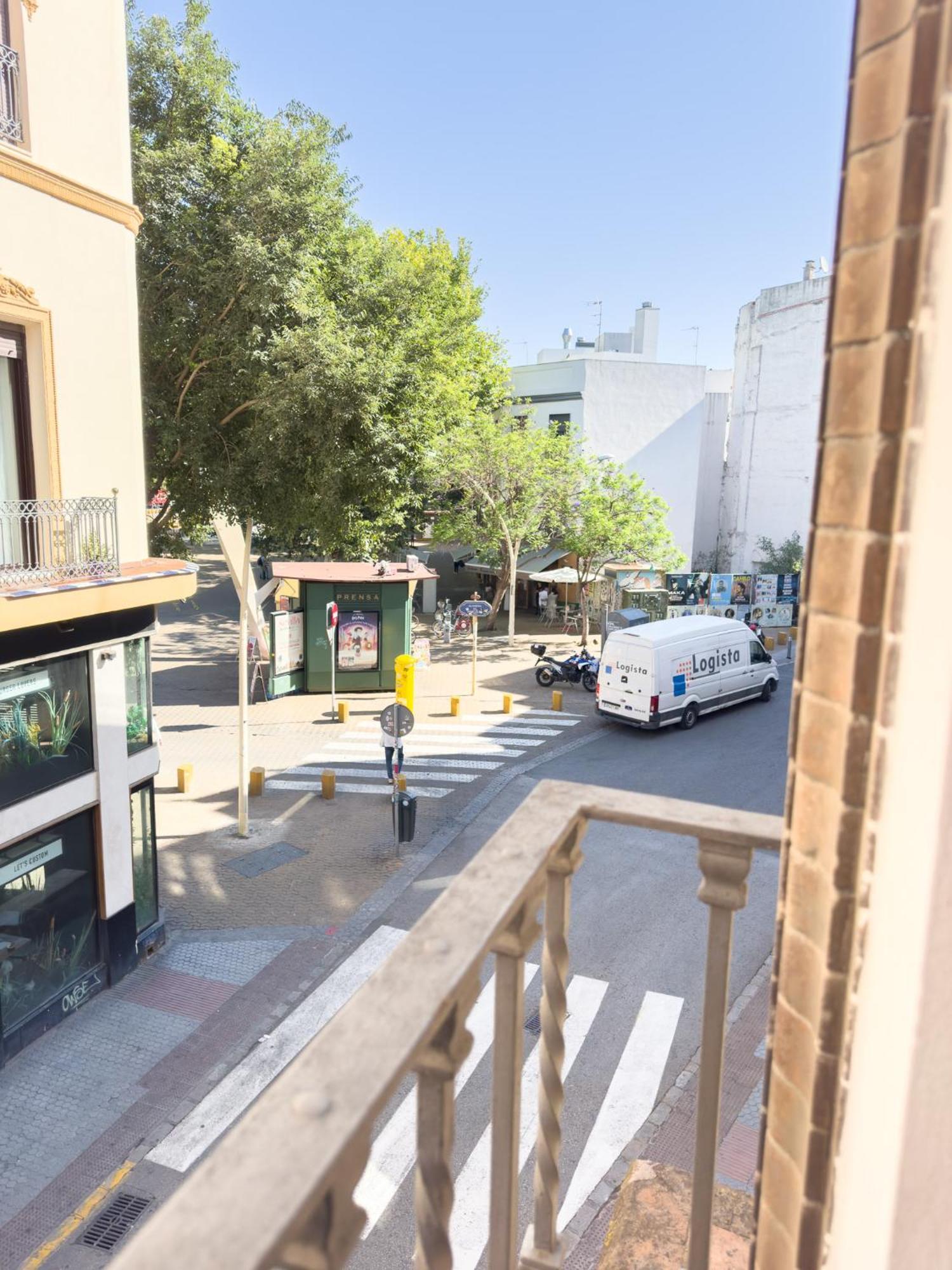 Apartment Stylish 1br Apt, Ac, Near Sight, Private Parking Opt Sevilla