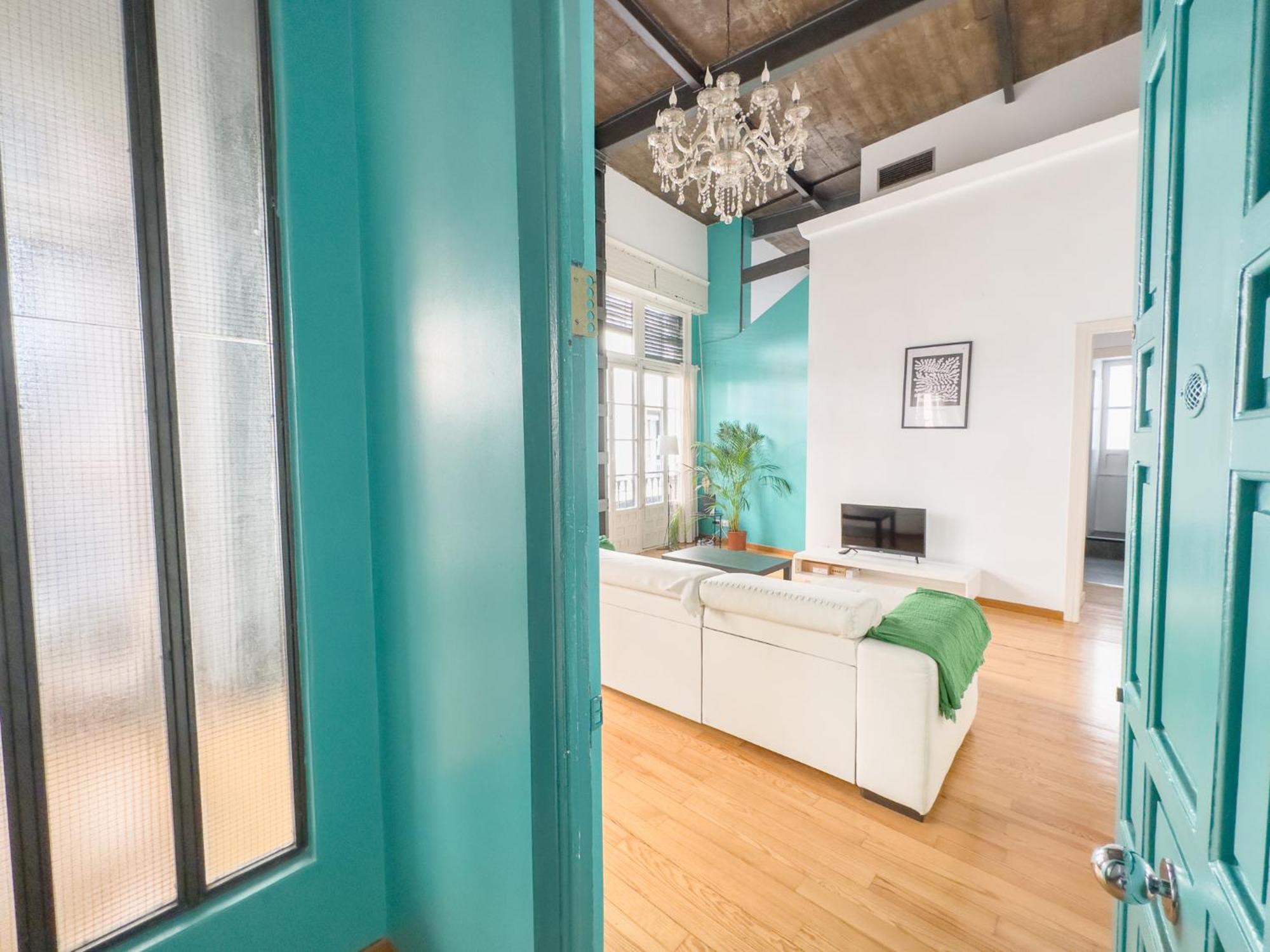 Stylish 1br Apt, Ac, Near Sight, Private Parking Opt Apartment Sevilla
